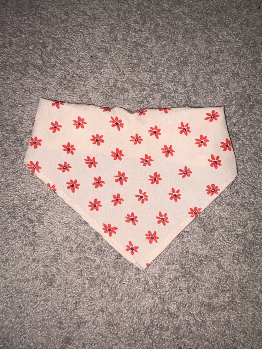 Floral Print Triangle Bandana Hair Scarf - Cream with Red Flowers